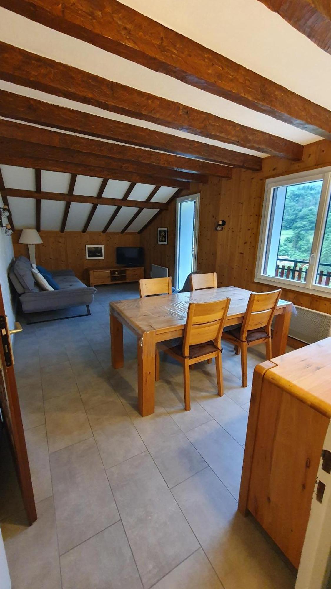 Agreable T3 Entre Lac Et Montagne 塞特内 外观 照片