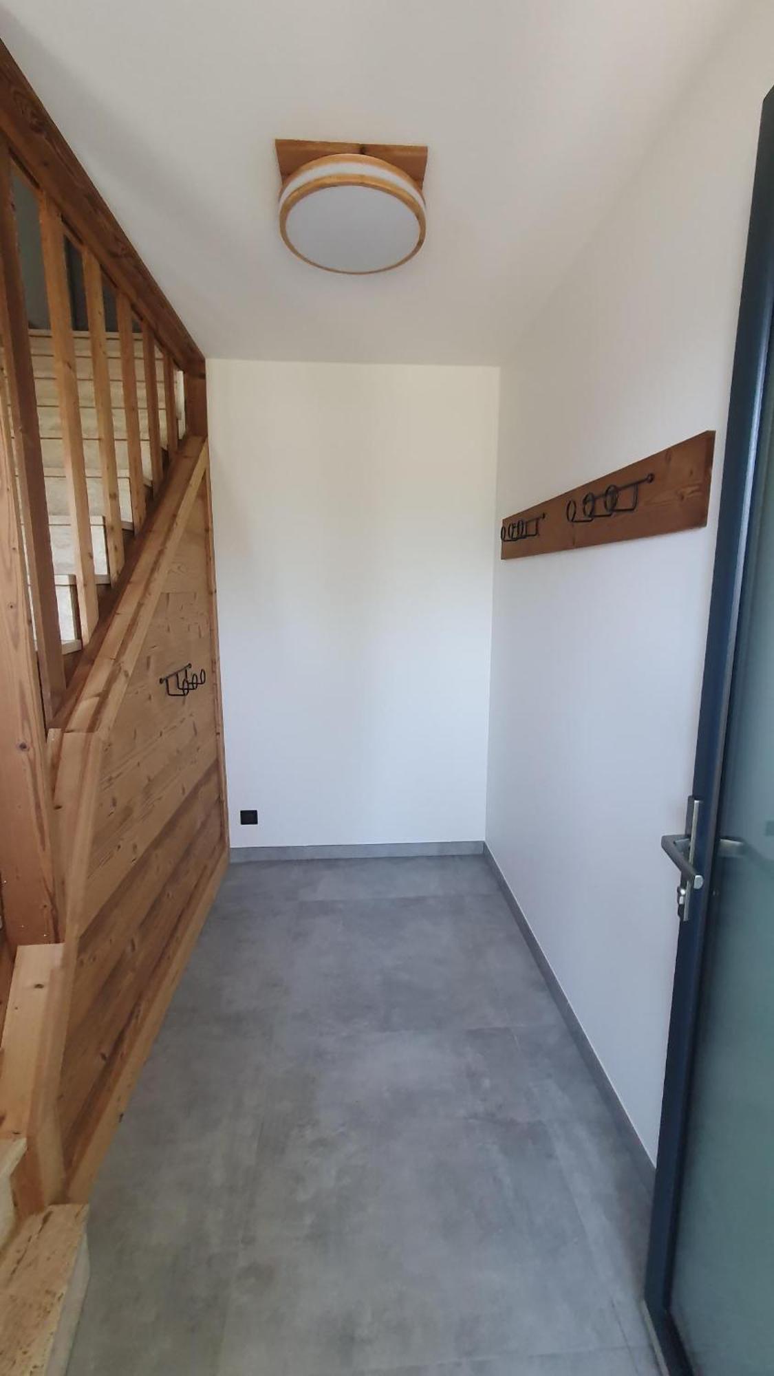 Agreable T3 Entre Lac Et Montagne 塞特内 外观 照片
